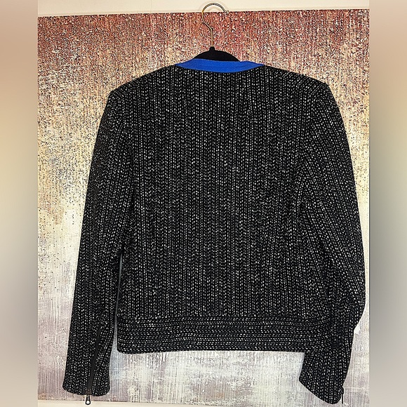 RAG & BONE Ezra Tweed Blazer
Classic Fit Blazer - Picture 5 of 12